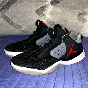 NIKE JORDAN DNA GS ‘BLACK CEMENT’ size 7YOUTH